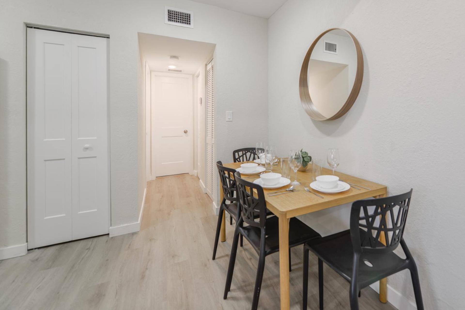 Apartment In Calle Ocho A Slice Of Little Havana Miami Eksteriør bilde