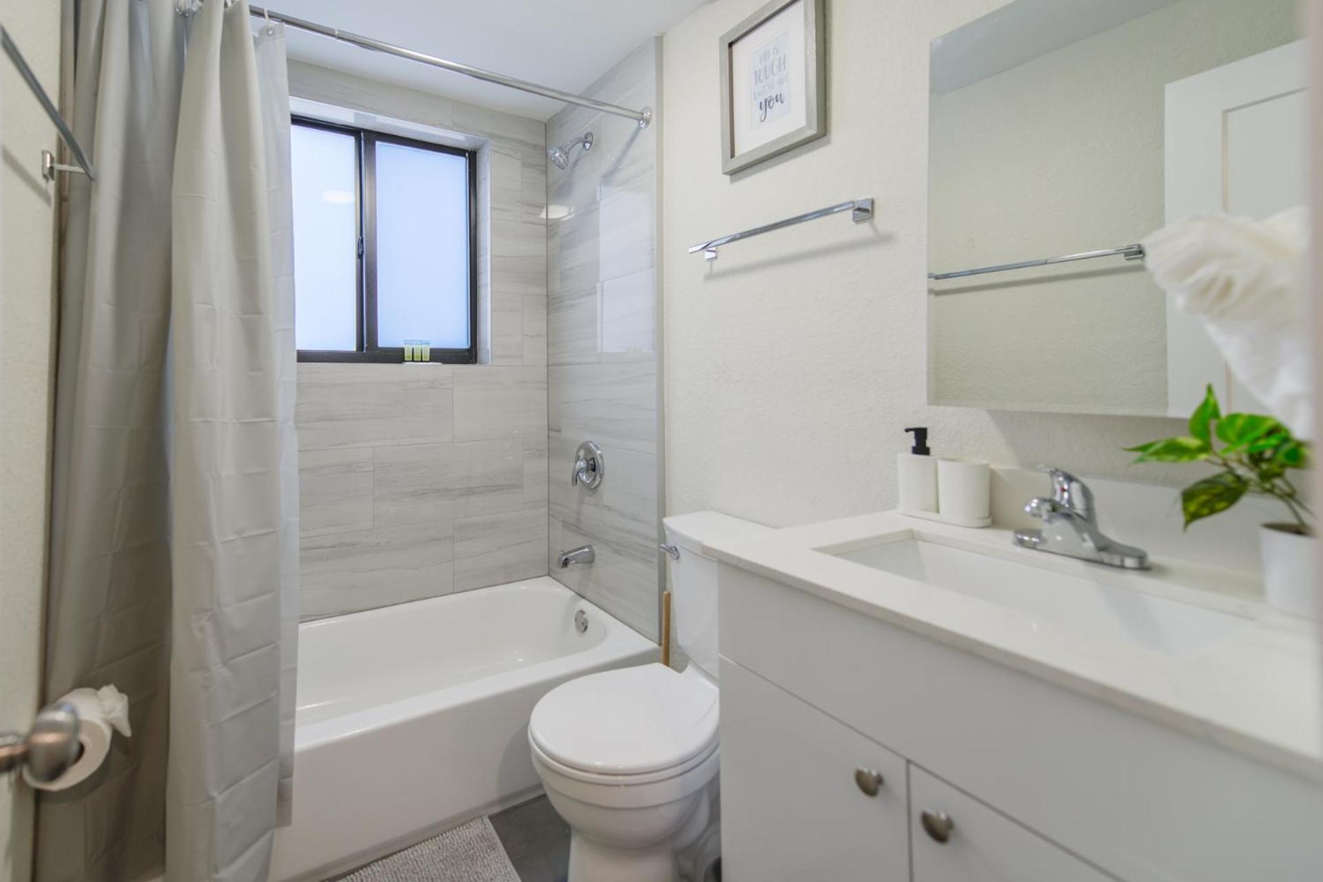 Apartment In Calle Ocho A Slice Of Little Havana Miami Eksteriør bilde